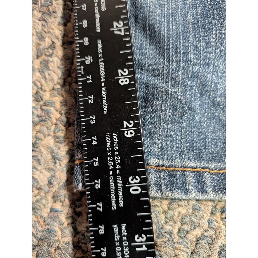 Levis levi 559